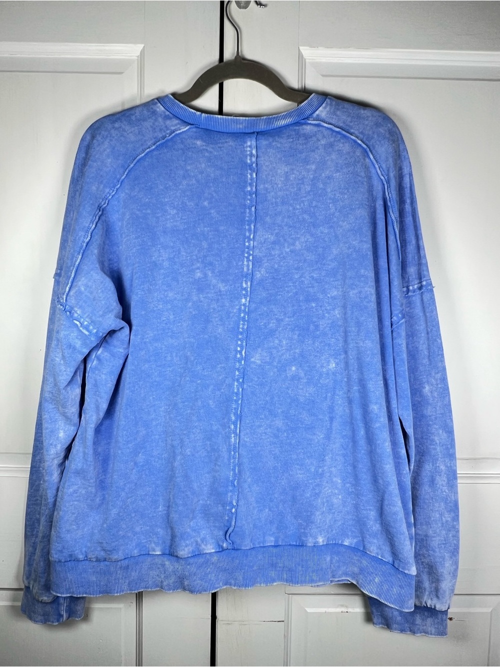 Easel Peace Sign Mineral Washed Sweatshirt Peri Blue Color Size Large - Picture 4 of 6